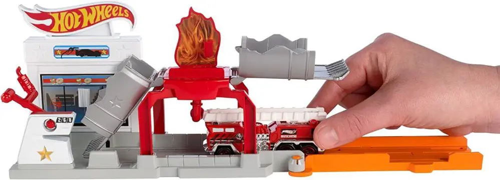 Hot Wheels Şehir Başlangıç Setleri Blaze Blast FJN34-FJN36