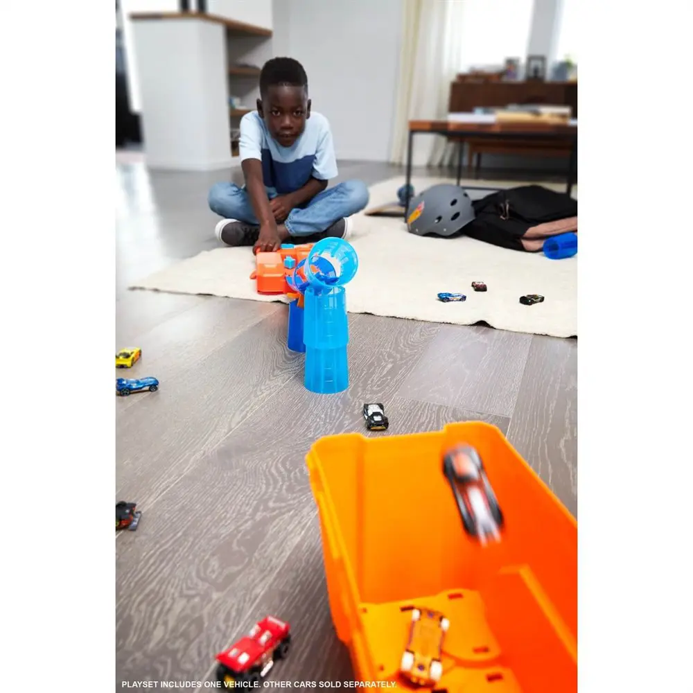 Hot Wheels Track Builder Serisi Yarış Seti Turuncu FLK89-GCF91