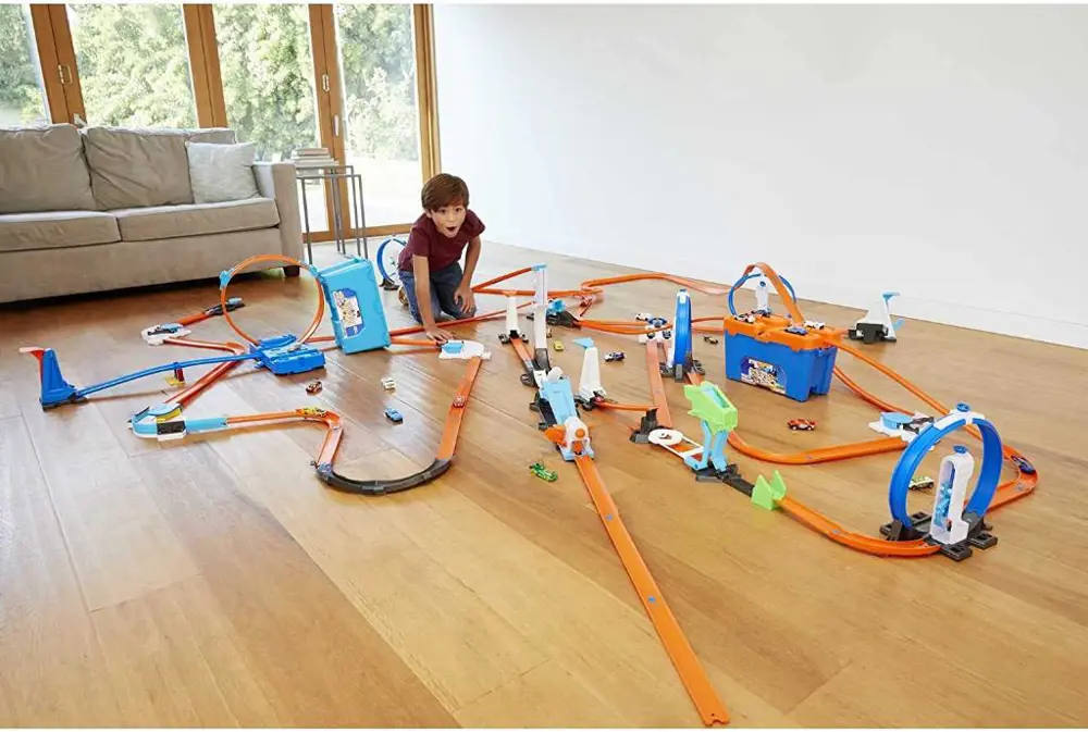 Hot Wheels Track Builder Uzman Serisi Yarış Seti FLK89-FLK90