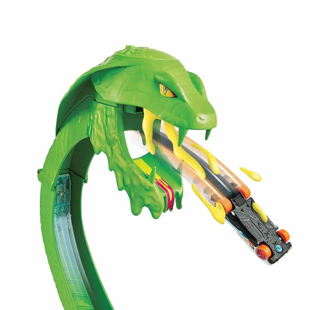 Hot Wheels Zehirli Yılanla Çarpışma Oyun Seti GTT93