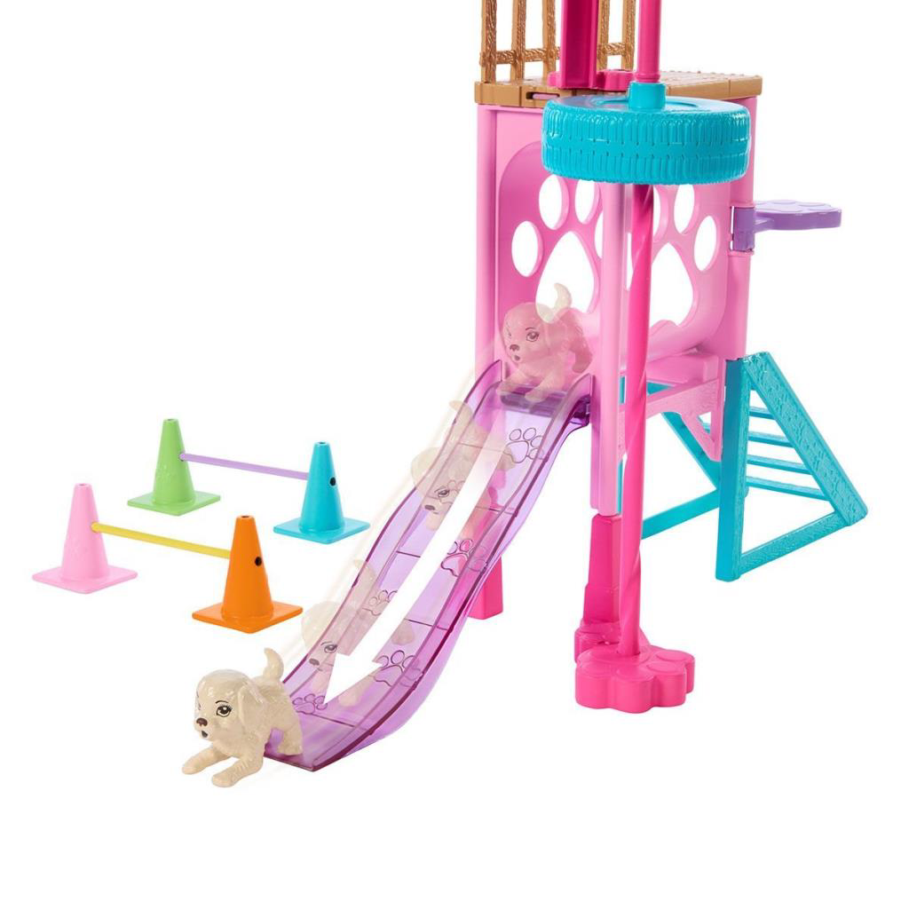 HRM10 Stacienin Köpekçik Oyun Parkı - Barbie and Stacie To The Re