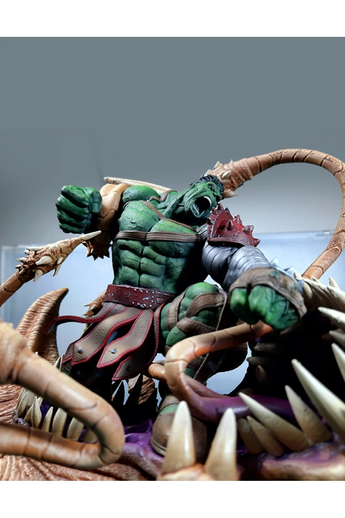 Hulk vs Planet Figür Savaşan Hulk Figür 25CM