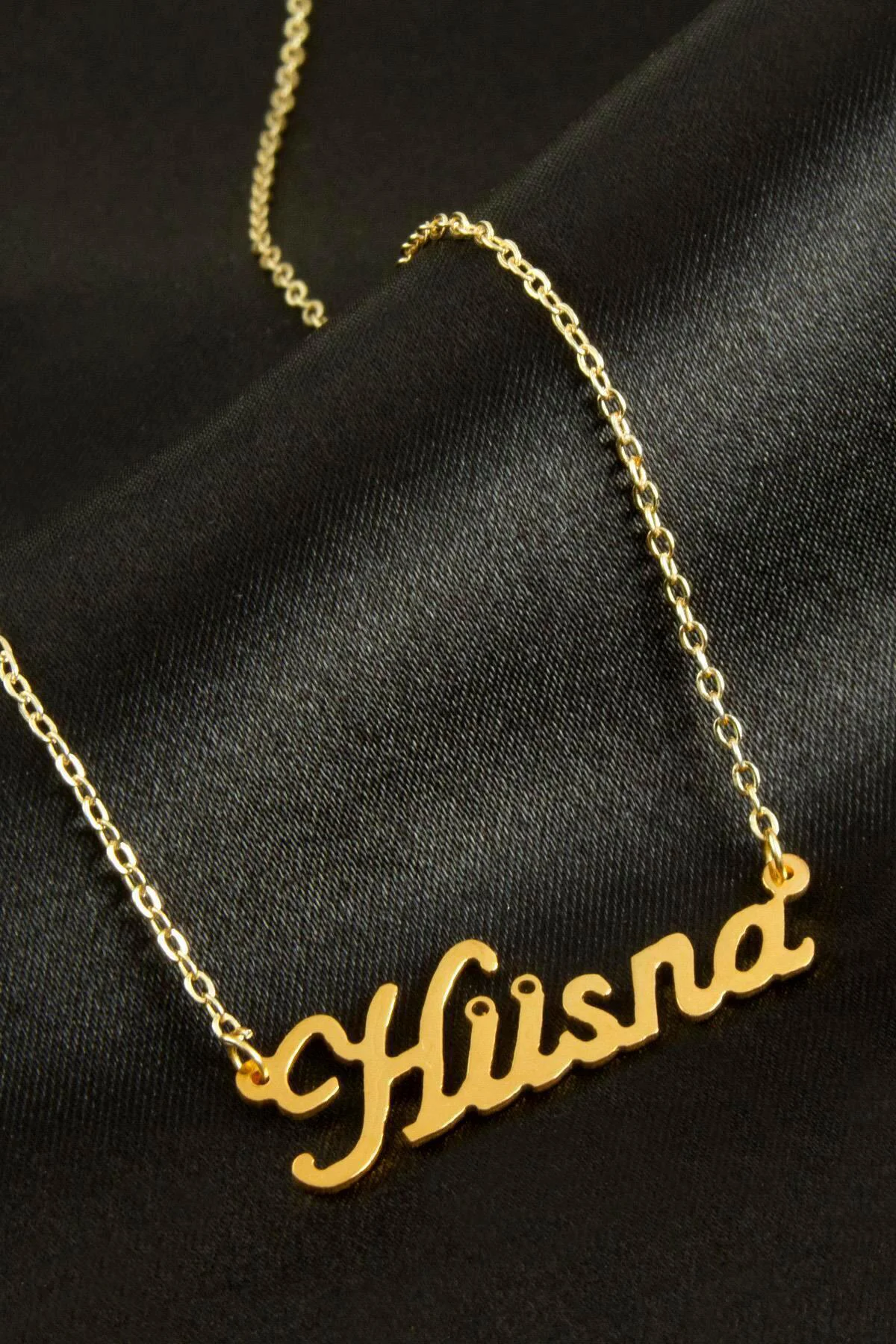Hüsna İsimli Kolye (Kişiye Özel)