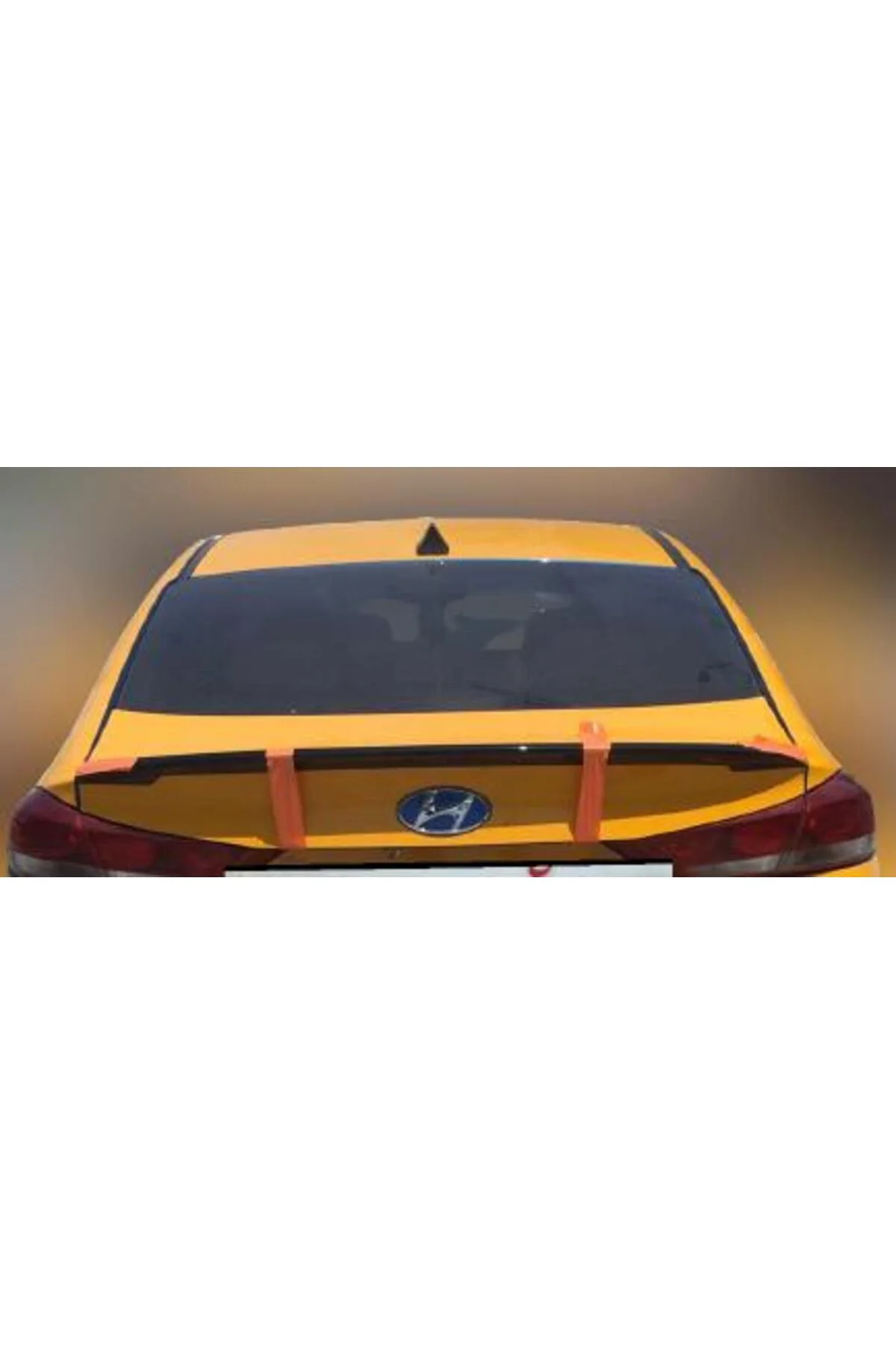 HYUNDAİ ELENTRA 2011-2016 ASTARLI ANATOMİK SPOİLER