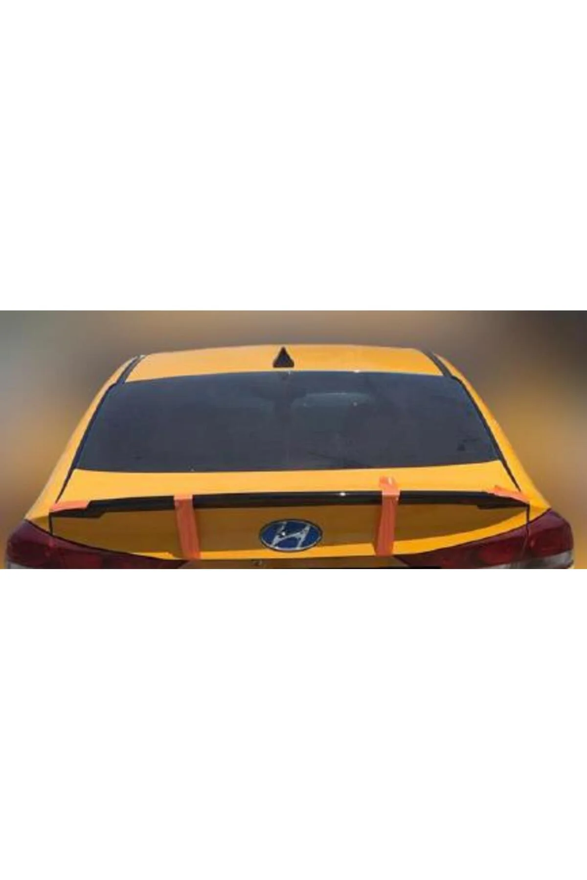HYUNDAİ ELENTRA 2016-2019 ASTARLI ANATOMİK SPOİLER HYUNDAİ ELENTRA 2016-2019 ASTARLI ANATOMİK SPOİLER