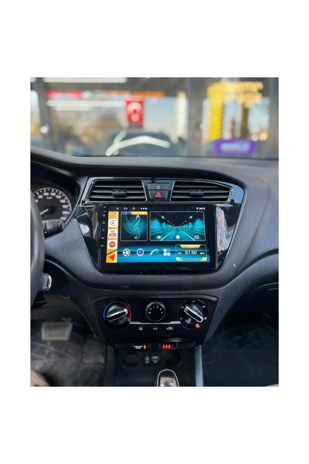 HYUNDAİ İ20 2012-2015 ANDROİD 13 MULTİMEDYA CARPLAY 4GB RAM+64GB HD NAVİGASYONLU