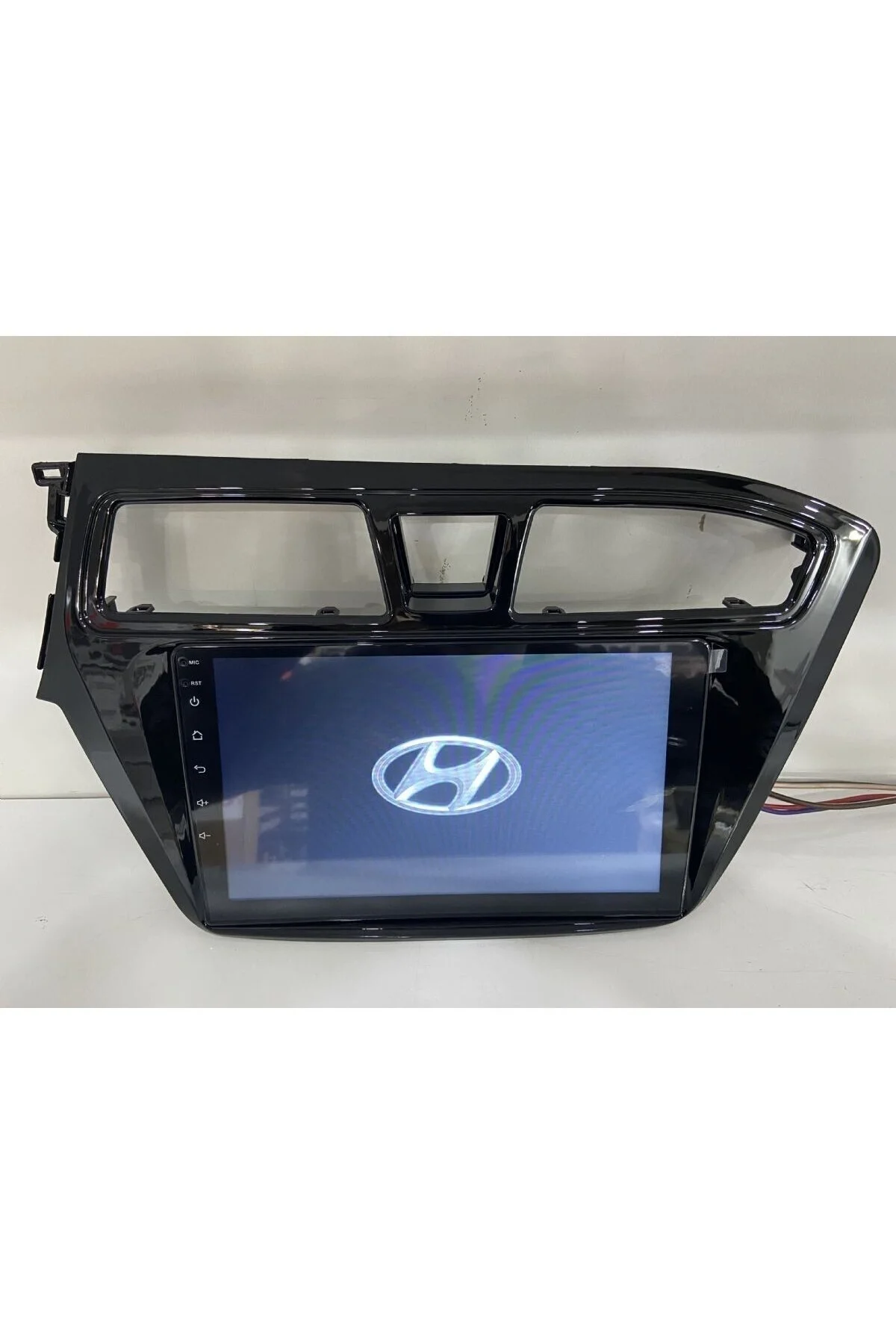 HYUNDAİ İ20 2013-18 ANDROİD 14 2-32 MULTİMEDYA CARPLAY-KAMERA HYUNDAİ İ20 2013-18 ANDROİD 14 2-32 MULTİMEDYA CARPLAY-KAMERA