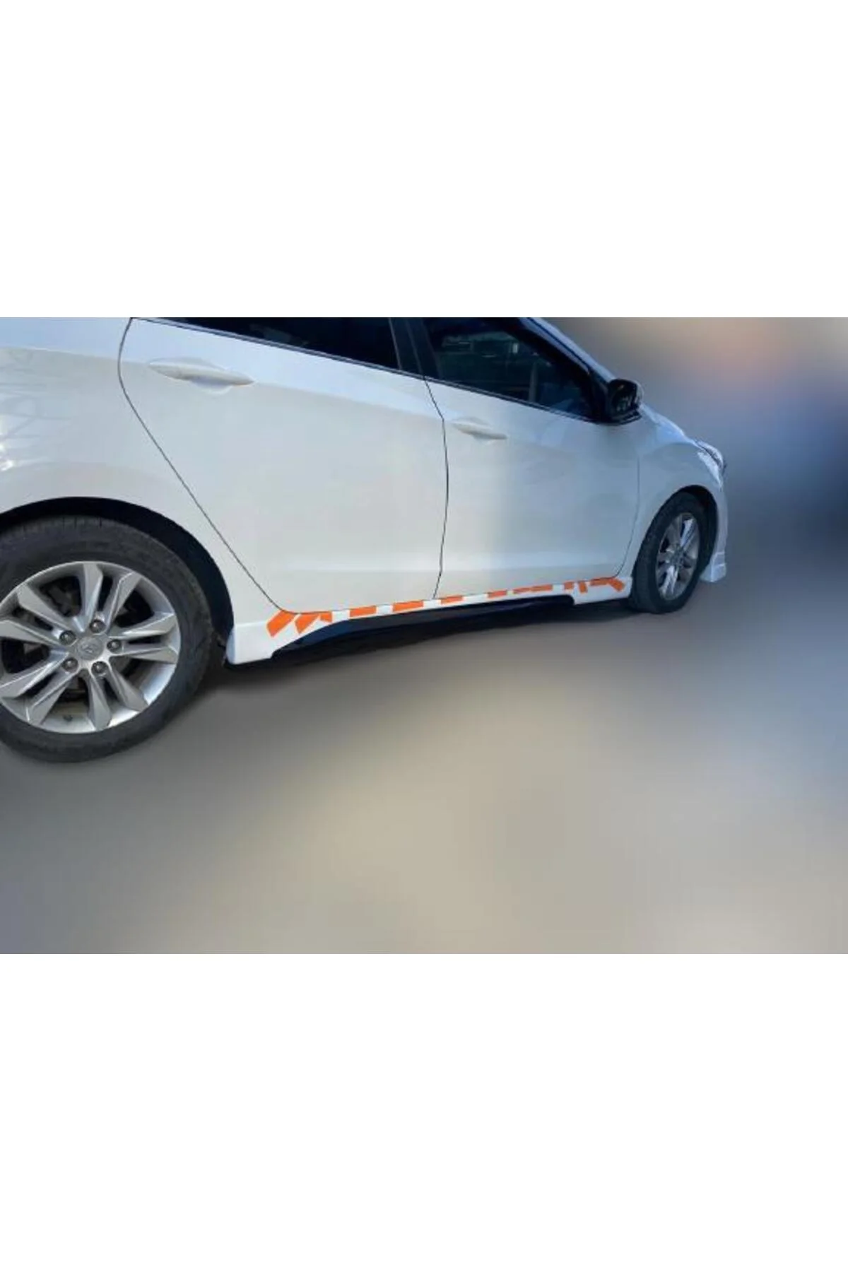 HYUNDAİ İ30 2012-2016 ASTARLI YAN MARŞPİYEL HYUNDAİ İ30 2012-2016 ASTARLI YAN MARŞPİYEL