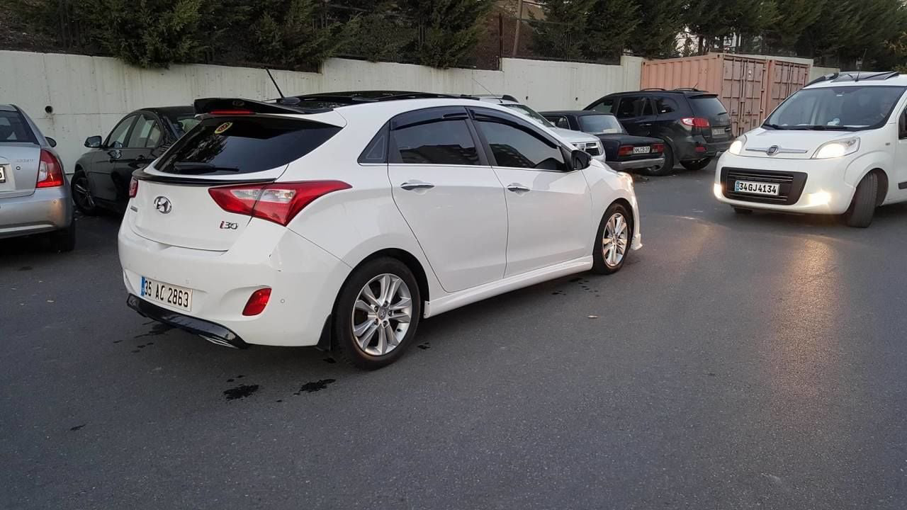 Hyundai İ30 Uyumlu Yan Marşpiyel