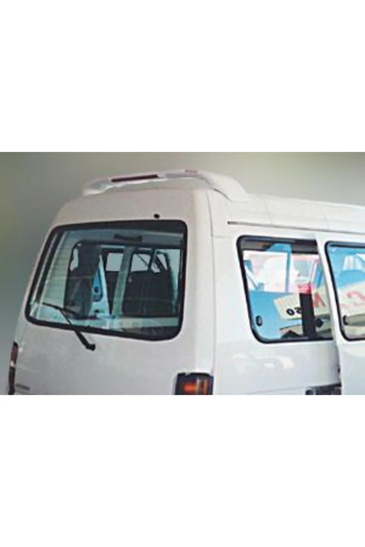 HYUNDAİ PANELVAN L300 ASTARLI SPOİLERR