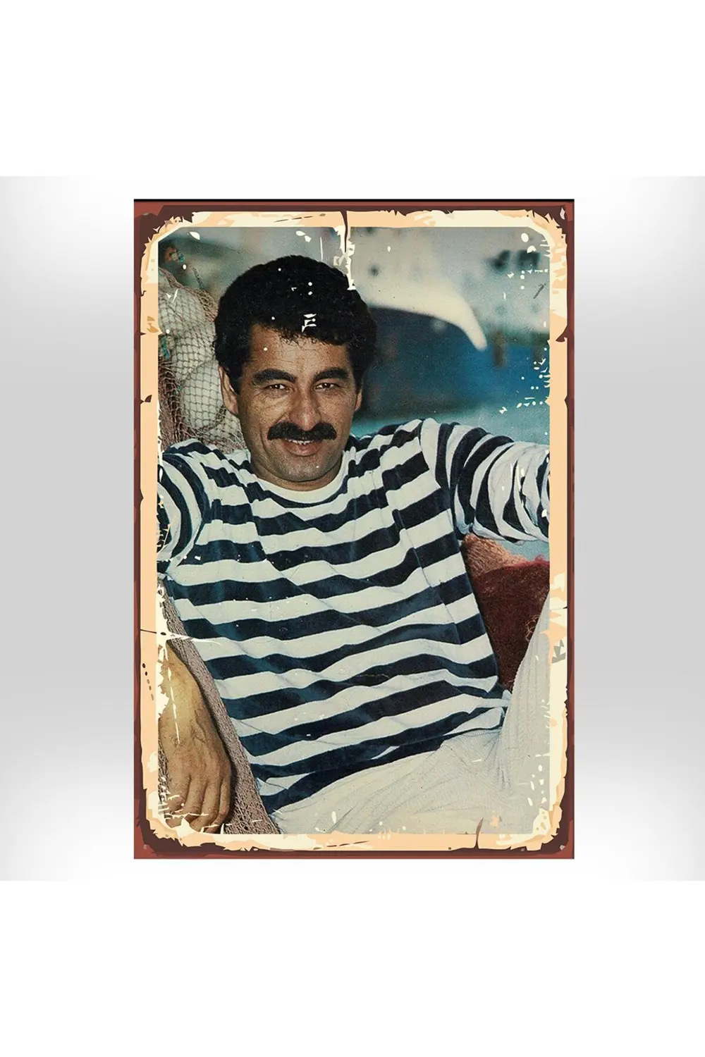 Ibrahim Tatlıses Gençliği Tasarımlı 20x30 Cm Retro Ahşap Tablo