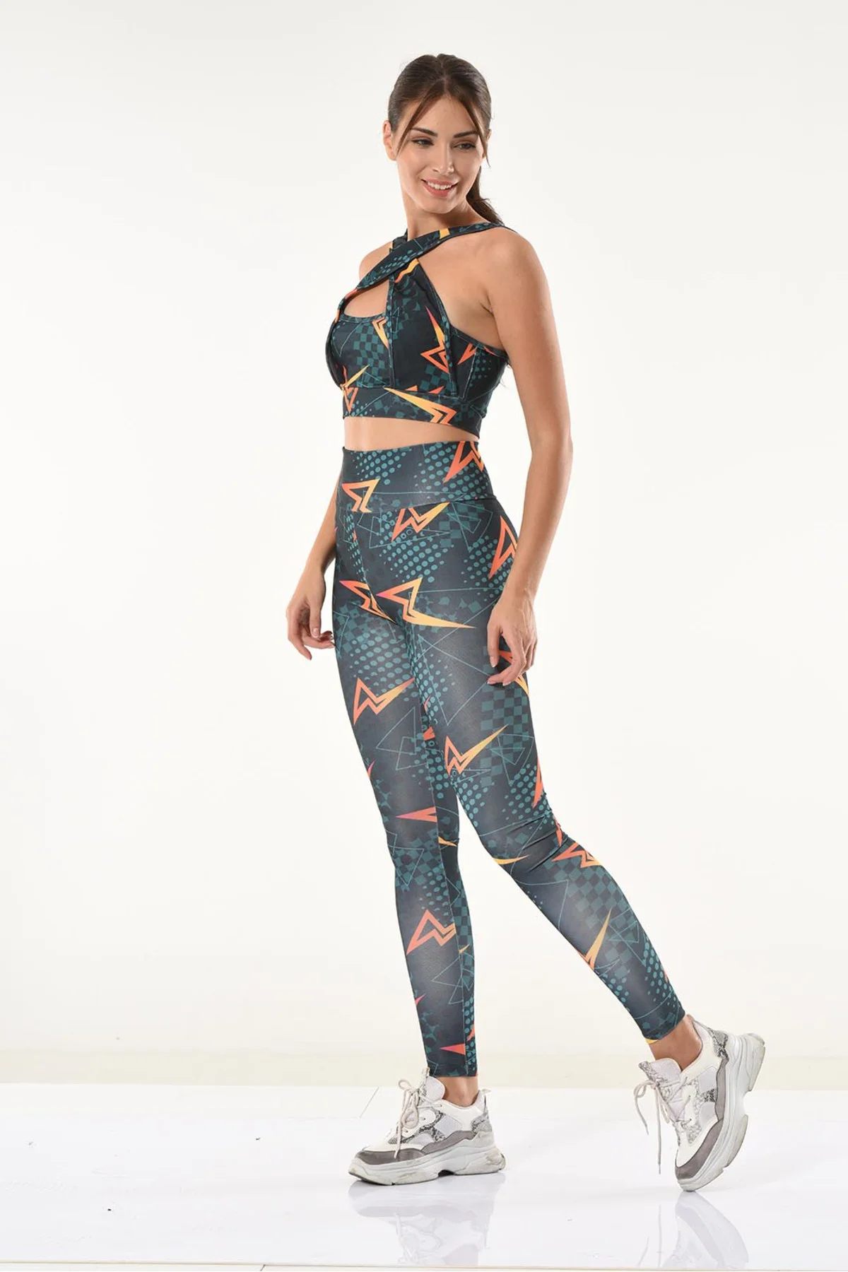 İç Giyim Derya Kurşun Sporcu Batik Büstiyer ve Tayt Takım