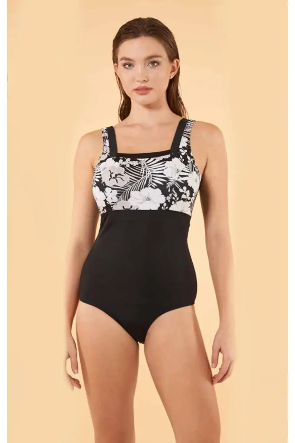 İç Giyim ESTİVA Kare Yaka Empirme Mayo