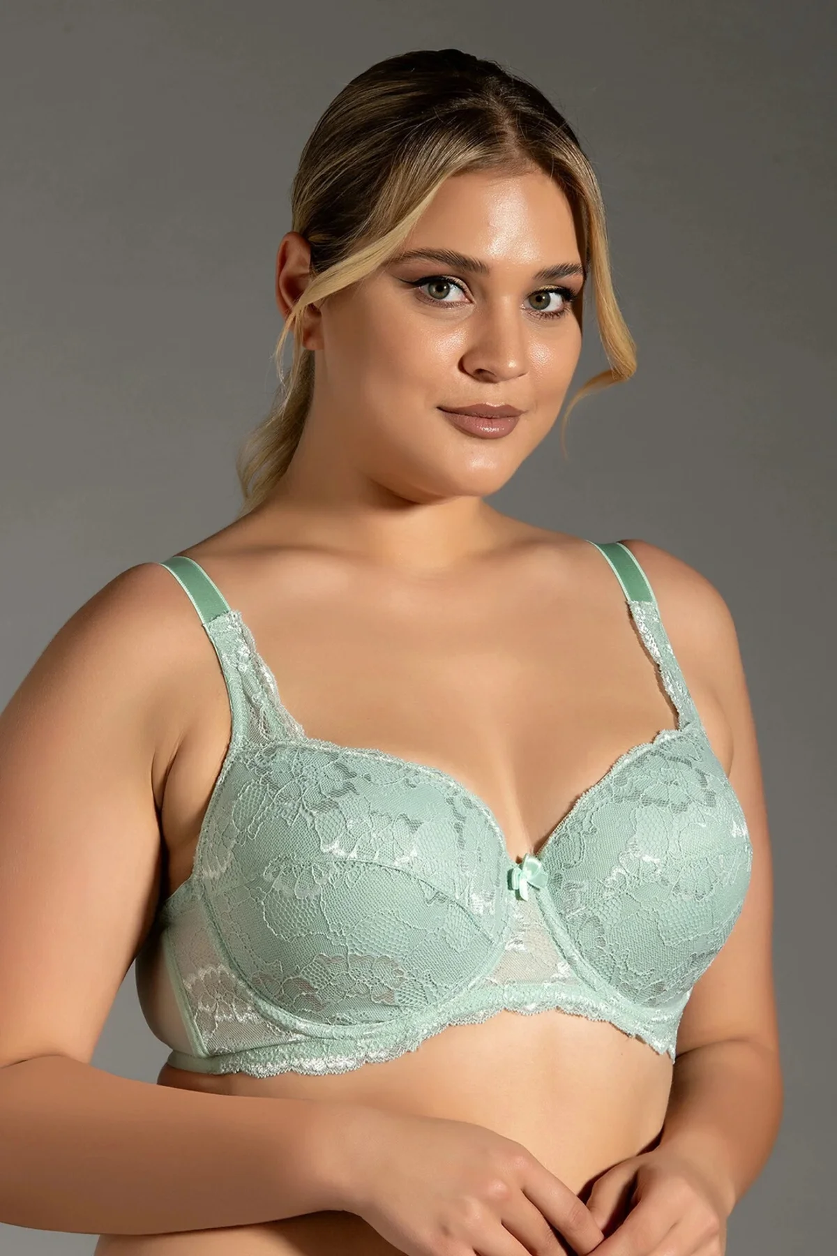İç Giyim NEW BRA Balenli Dantel İşlemeli Desteksiz Sütyen C-D Cup
