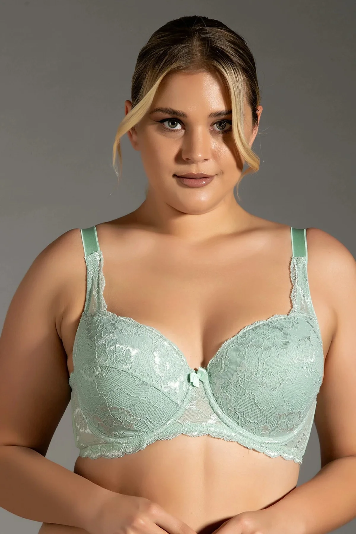 İç Giyim NEW BRA Balenli Dantel İşlemeli Desteksiz Sütyen C-D Cup