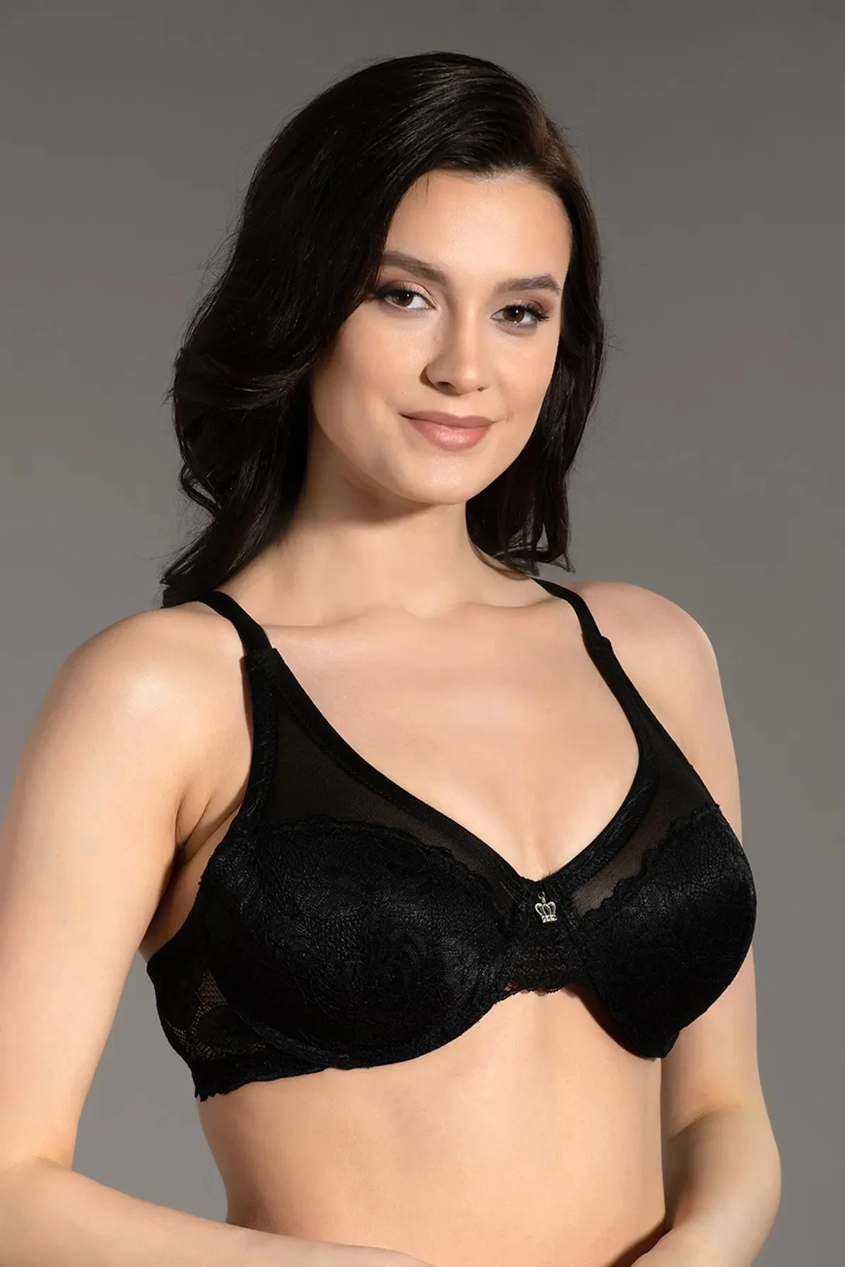 İç Giyim NEWBRA Dantel Motif İşlemeli Tül Detaylı Desteksiz C Cup