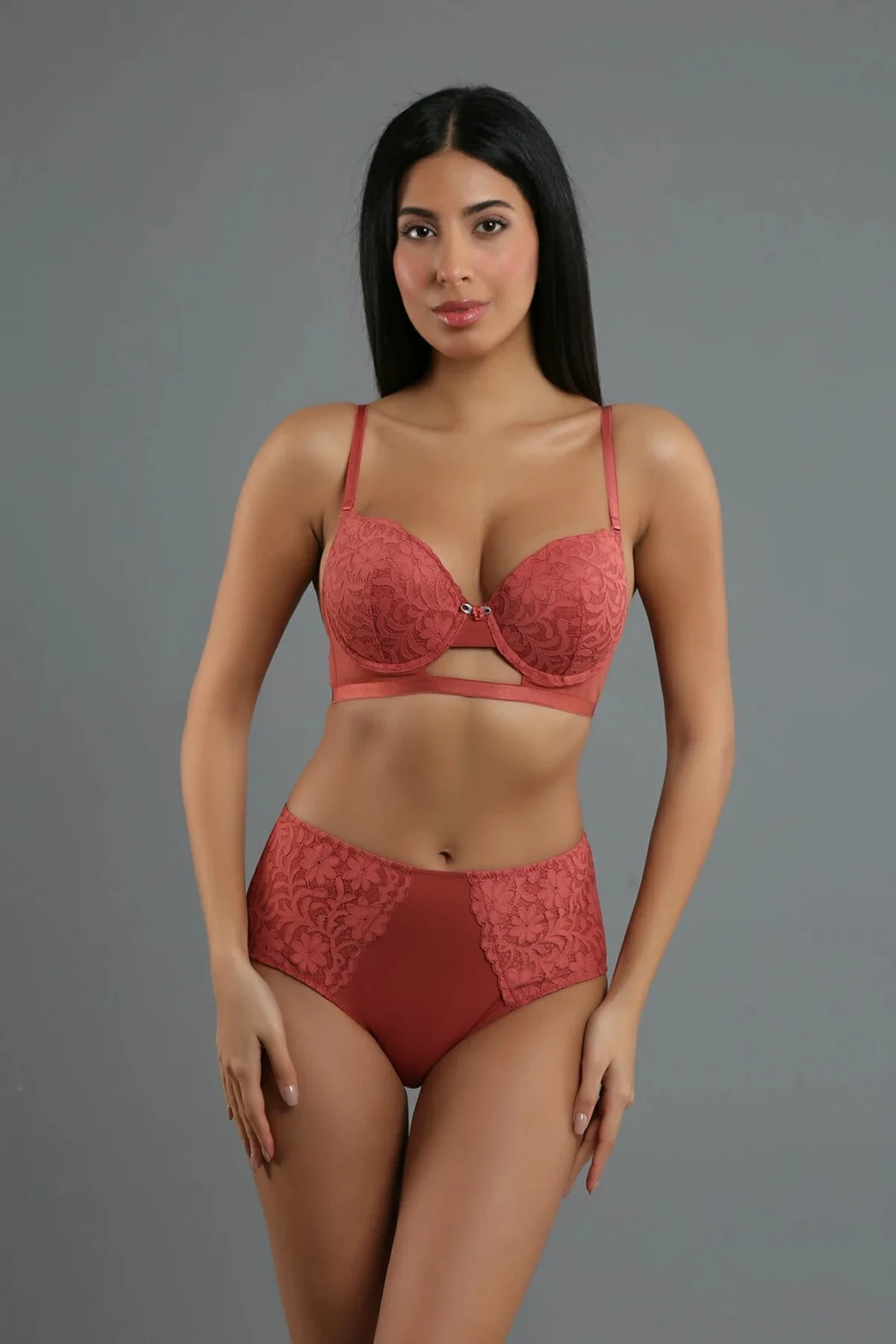 İç Giyim NEWBRA Desteksiz Dantelli Sütyen Takım