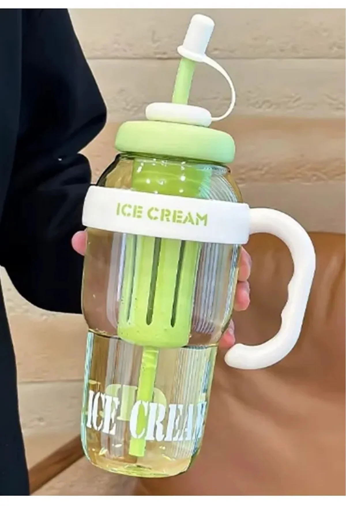 ICE CREAM Tasarımlı Pipetli Suluk – 1.3 Litre Büyük Hacimli, Şeff