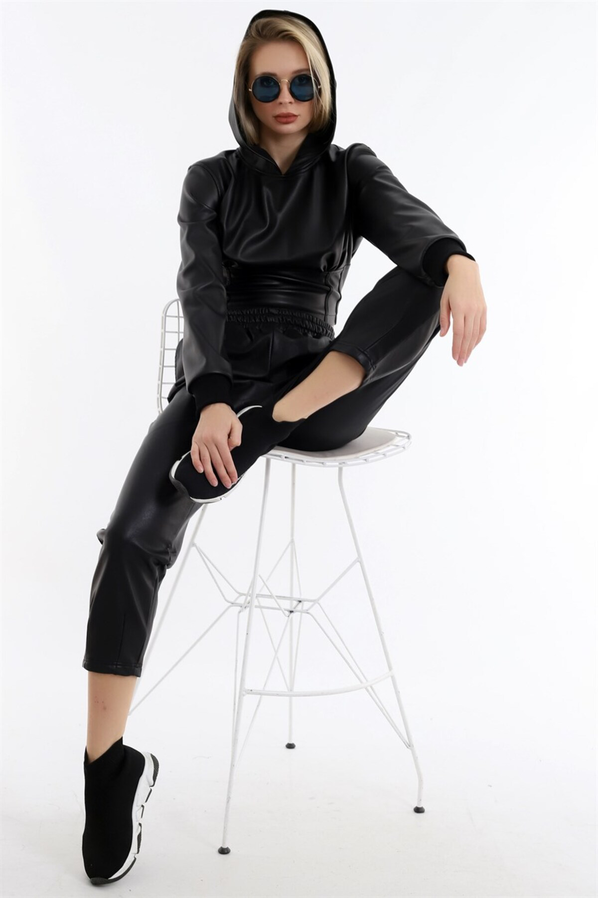 İçi Süet Kaplı Pileli Beli Büzgülü Şık Deri Pantolon