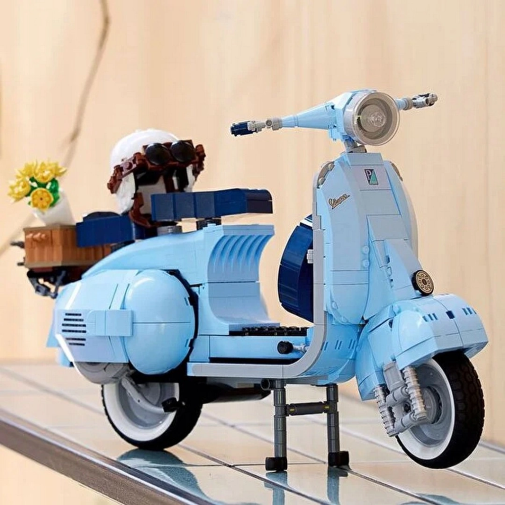Icons Vespa 125 10298