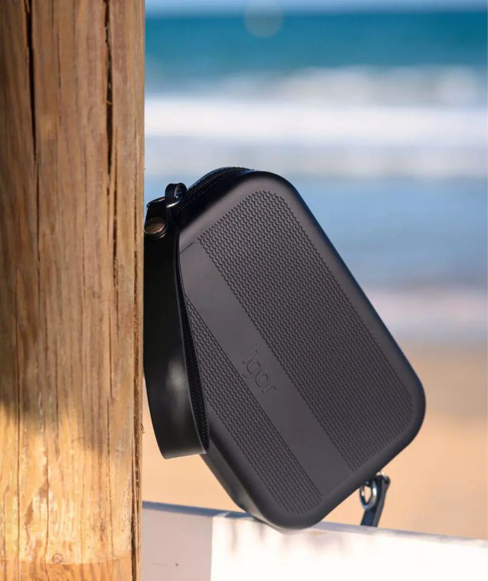 IGOR Ane  Fermuar Kapatmalı Ayarlanabilir Askılı Omuz Çantası S10