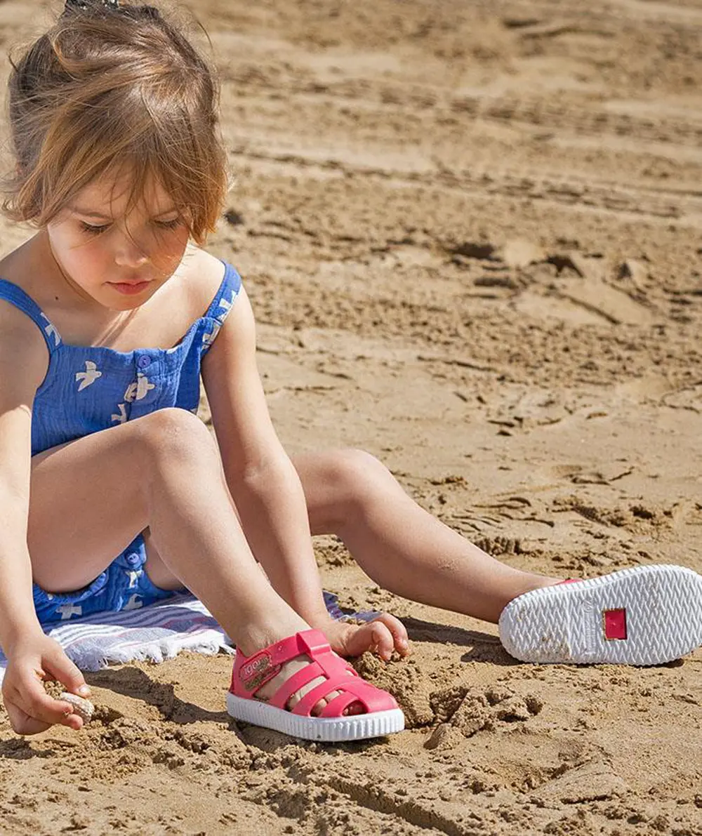 IGOR Nico Fucsia Unisex Çocuk Sandalet S10289-007 IGOR Nico Fucsia Unisex Çocuk Sandalet S10289-007
