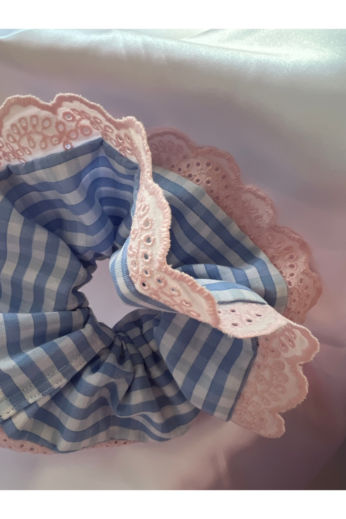 İki Boyutlu Kareli Maxi Boy Lastikli Saç Tokası