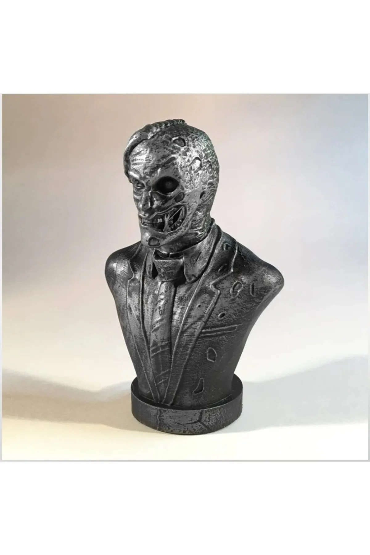 Iki Yüz Harvey Dent Batman The Dark Knight Büst Fiyatı, Yorumları ve Özellikleri