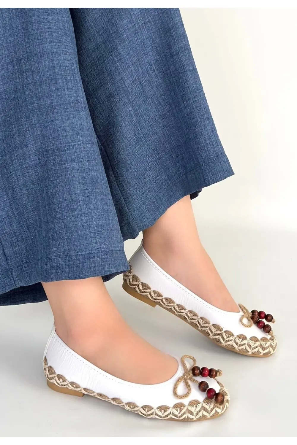 Ilwe Beyaz Cilt Babet Ayakkabı Ilwe Beyaz Cilt Babet Ayakkabı