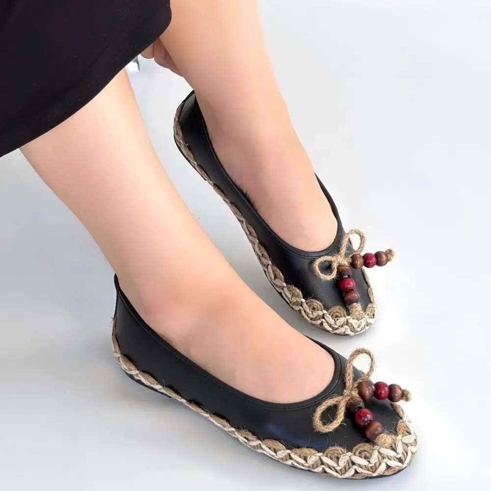 Ilwe Siyah Cilt Babet Ayakkabı Ilwe Siyah Cilt Babet Ayakkabı