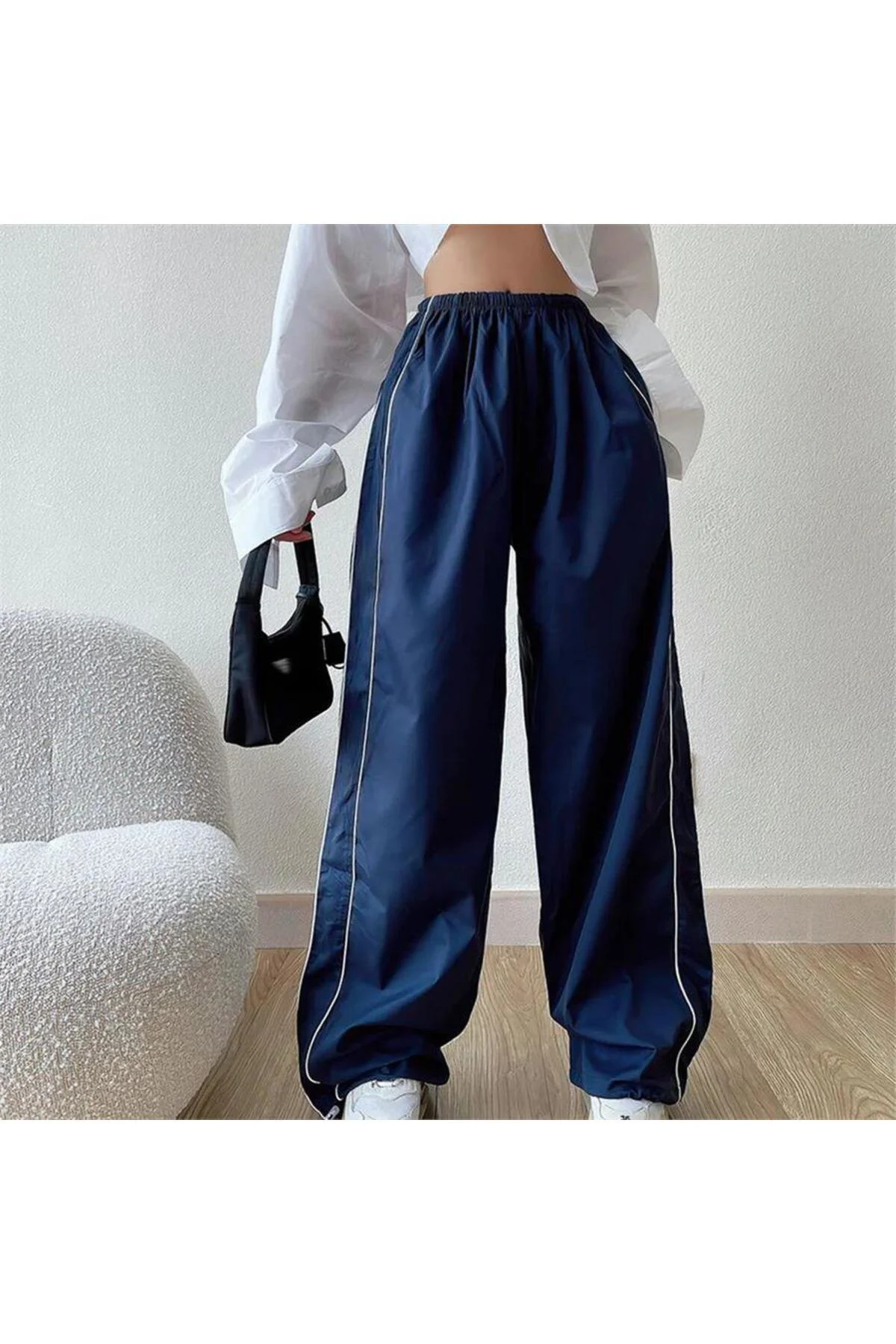 İnce Beyaz Şeritli Lacivert Retro Pantolon Fiyatı, Yorumları ve Özellikleri