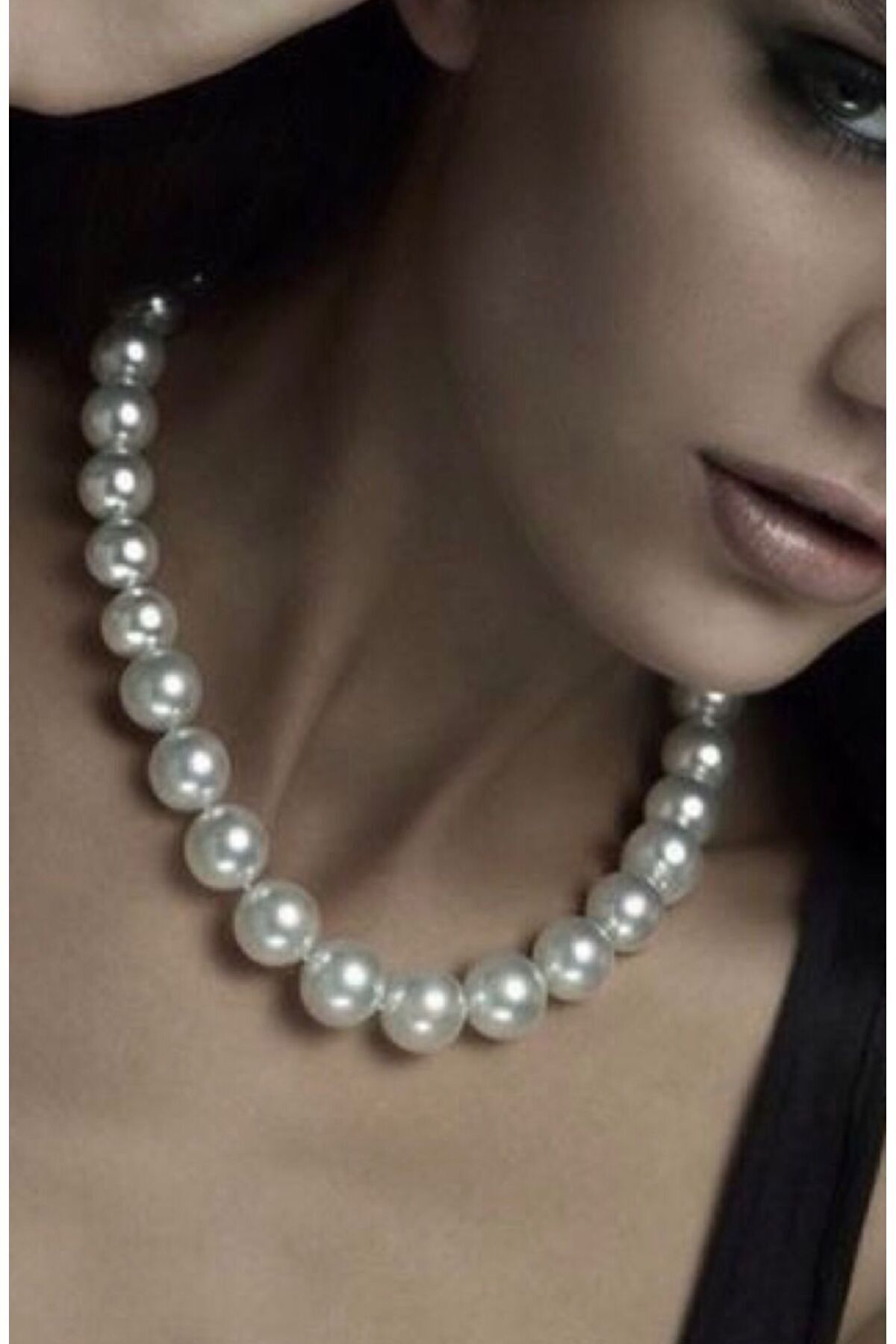 İNCİ GÖRÜNÜMLÜ BONCUK KOLYE