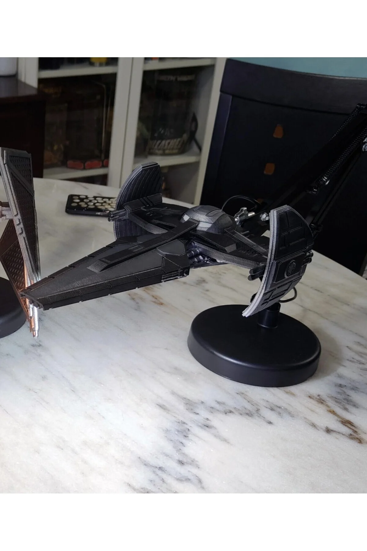 Incredible Sith Infiltrator Masa Lambası 35 CM (BÜYÜK BOY)