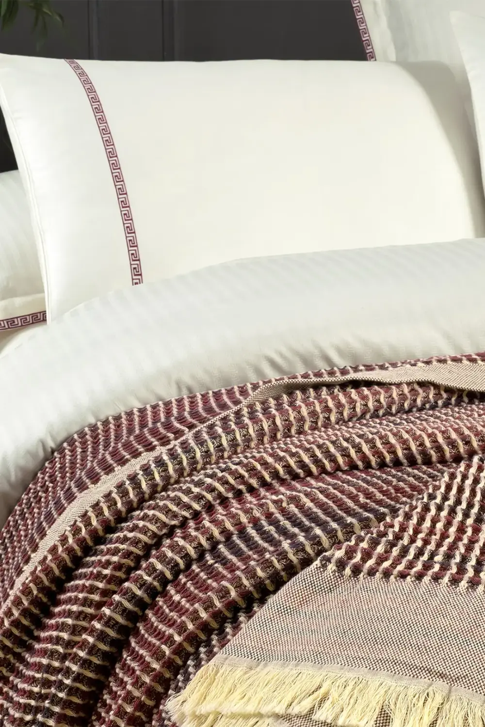 Sarev İona Çift Kişilik %100 Pamuk Nevresim Takımı Ve Yatak Örtüsü Seti