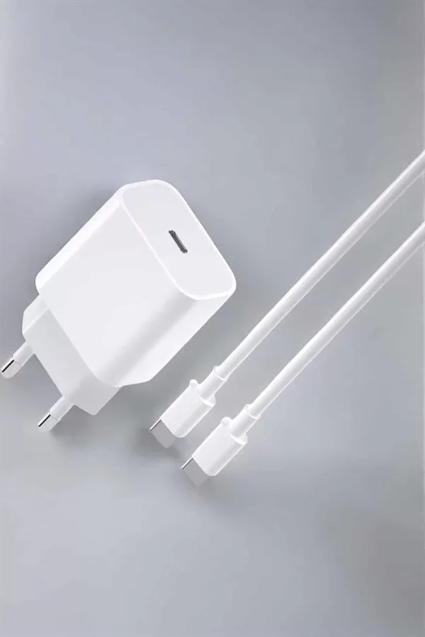İOS Uyumlu Type-C Girişli Hızlı Şarj 15/15 Pro Max Adaptör ve Kab