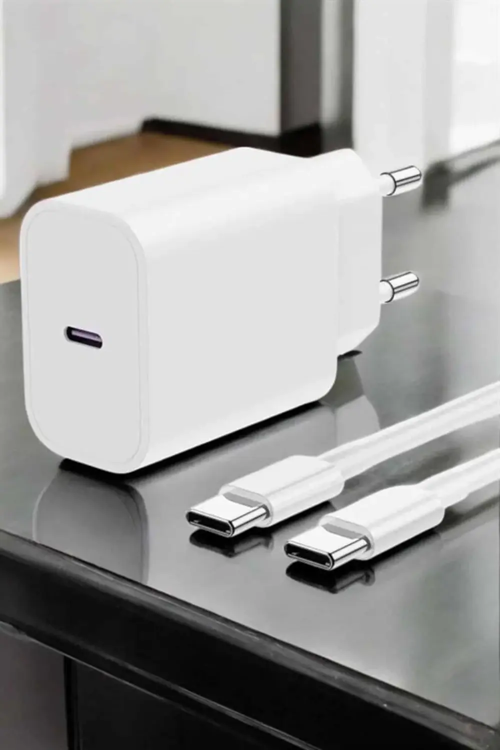 İOS Uyumlu Type-C Girişli Hızlı Şarj 15/15 Pro Max Adaptör ve Kab