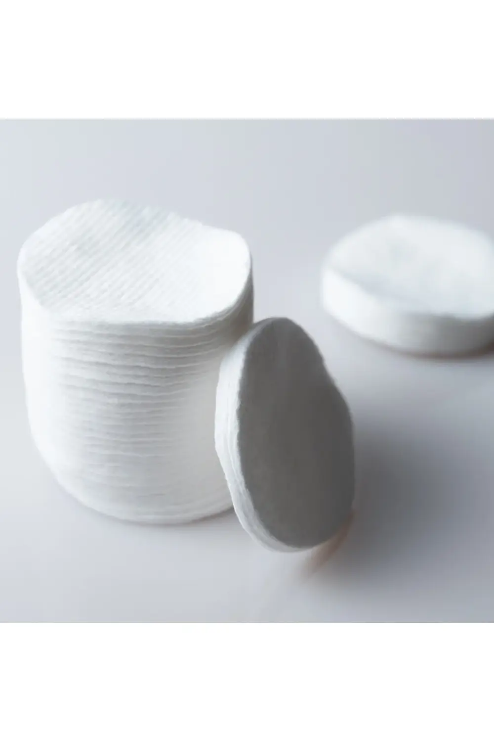 Ipek Makyaj Temizleme Pamuğu Yuvarlak 70'li 30 Paket