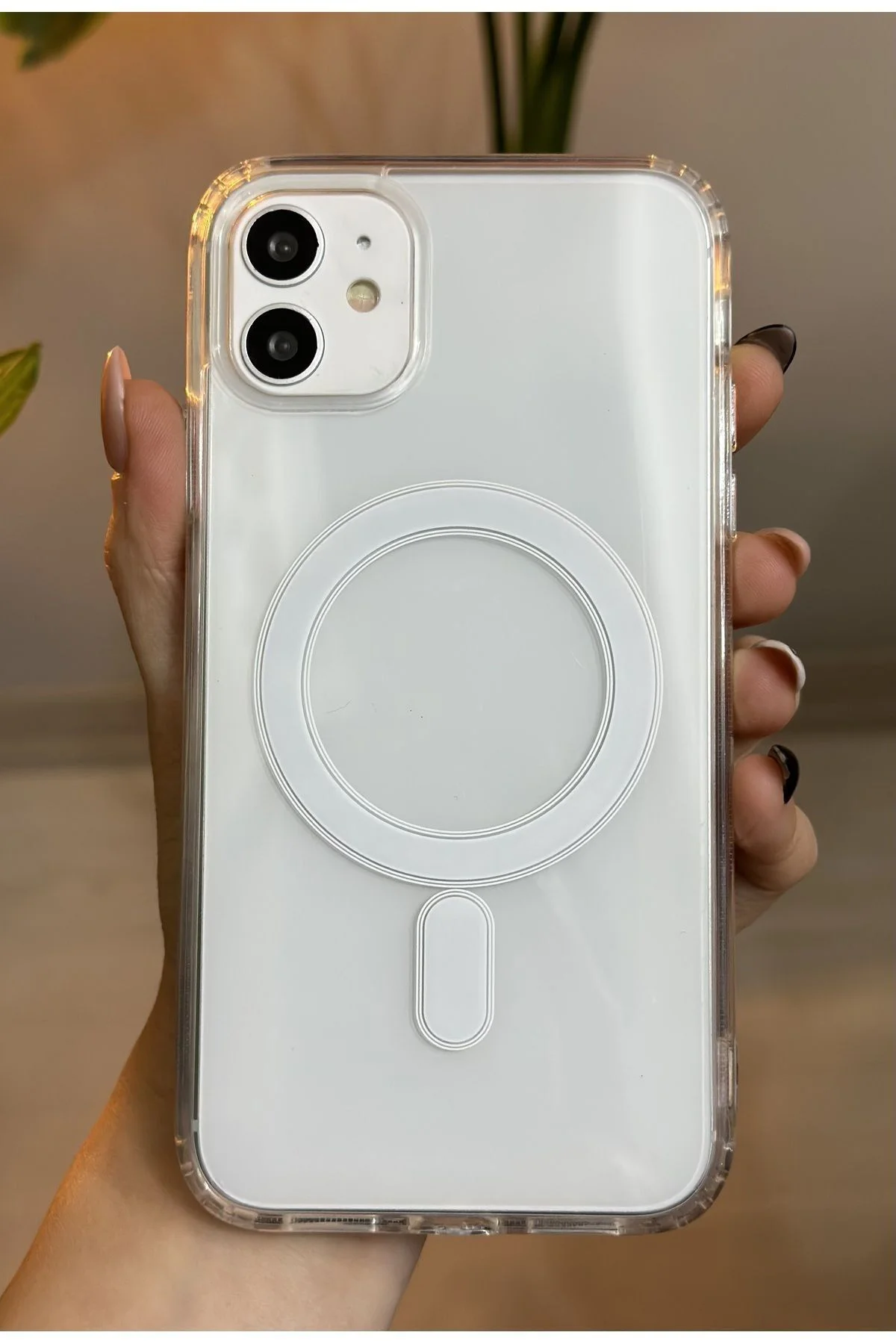Iphone 11-12-pro  Görünümlü Uyumlu MAGSAFE Özellikli Darbe Önleyi