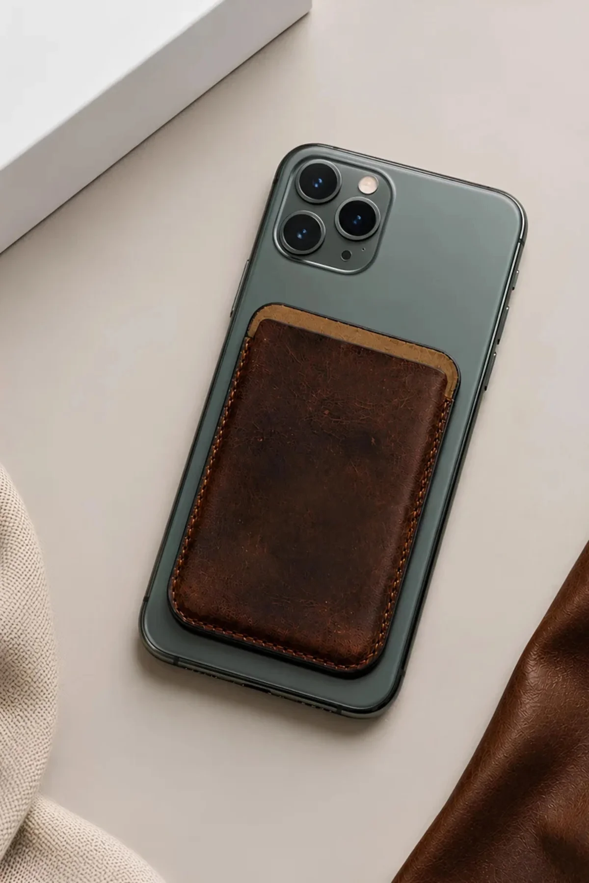 iPhone 11 Pro Max Heritage Hakiki Deri Cüzdan Magsafe Vintage Kahverengi