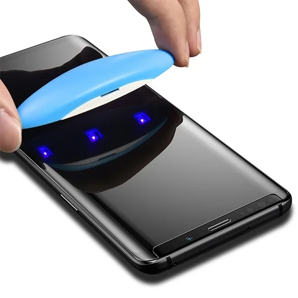 iPhone 11 Pro Max & XS Max UV Işık 3D Kırılmaz Cam – Ultra Netlikte Full Liquid Ekran Koruyucu