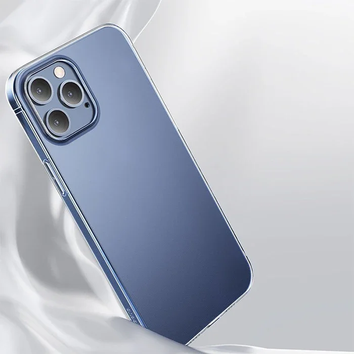 iPhone 12 Pro 6.1 Şeffaf Silikon Kılıf - Çizilmeye Karşı Dayanıklı Ince Tasarım
