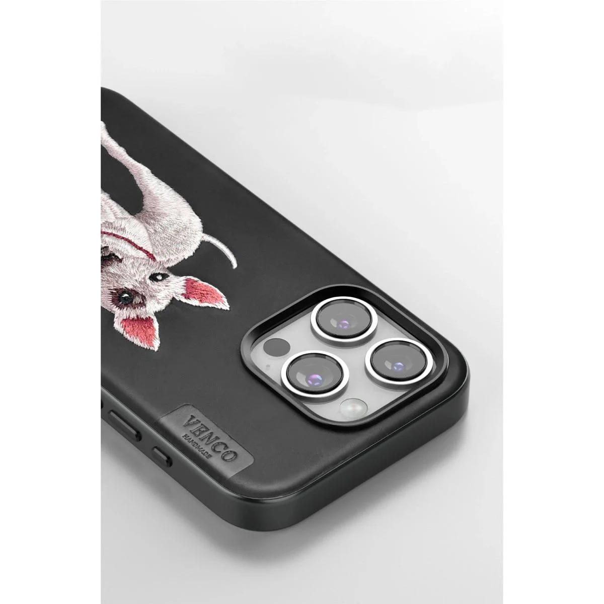 iPhone 15 Pro ile Uyumlu Deri Görünümlü Kapak - Perma Köpek Desenli Koyu Kahve Fiyatı, Yorumları ve Özellikleri
