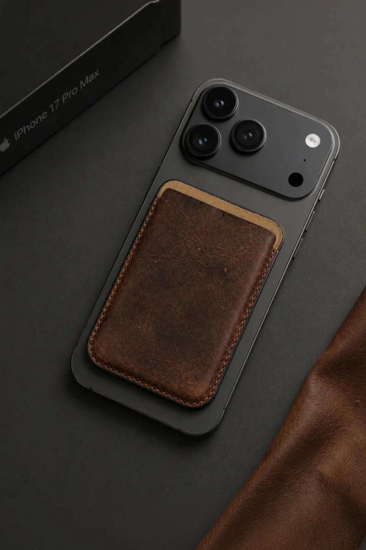 iPhone 17 Pro Max Heritage Hakiki Deri Cüzdan Magsafe Vintage Kahverengi