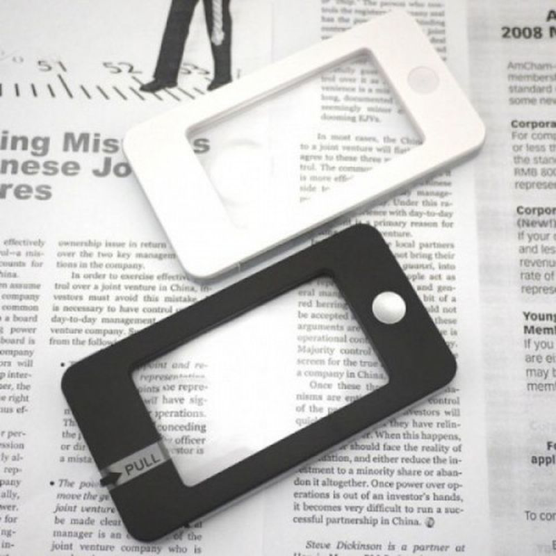 Evimdeyokyok İphone Şekli Led İşıkları İle Led Aydınlatmalı 3X-5X Okuma Büyüte