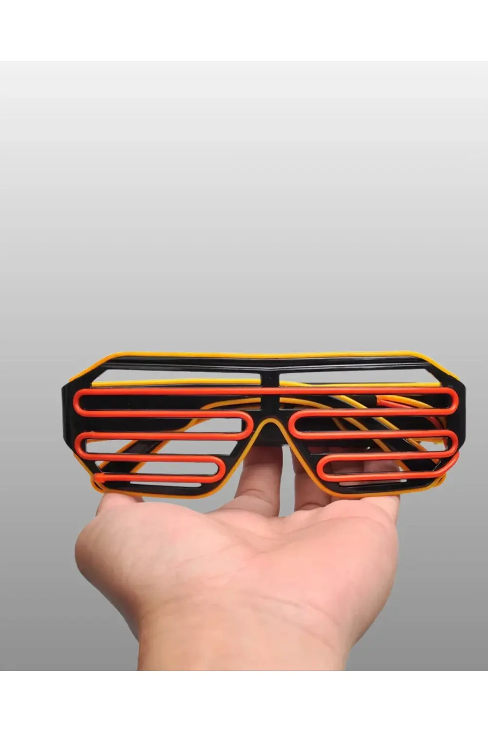 Işıklı Tasarımlı Led Gözlük Eğlence Aksesuarı
