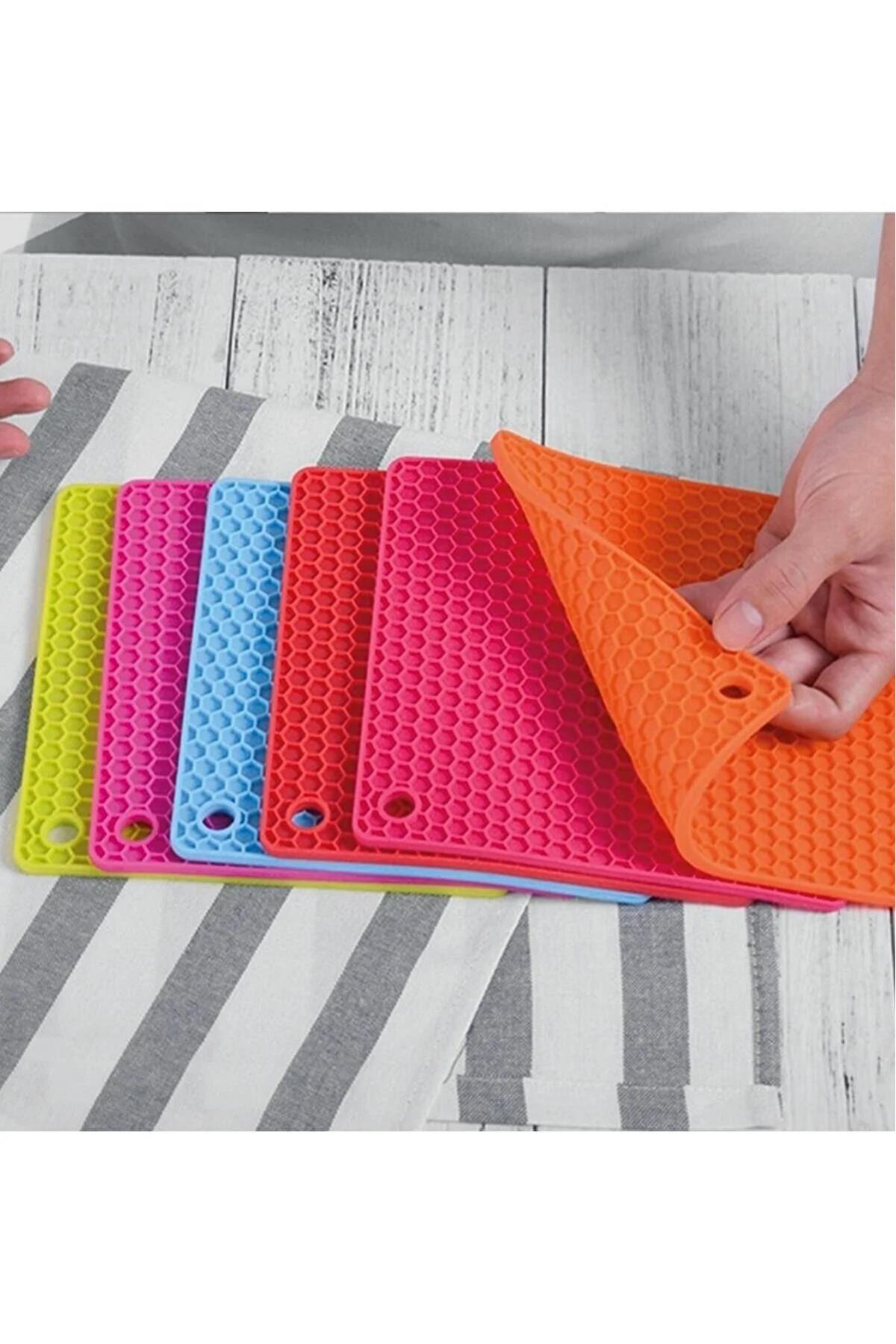 Isıya Dayanıklı Silikon Kare Nihale Ve Kalburabastı Kalıbı Tepsi 