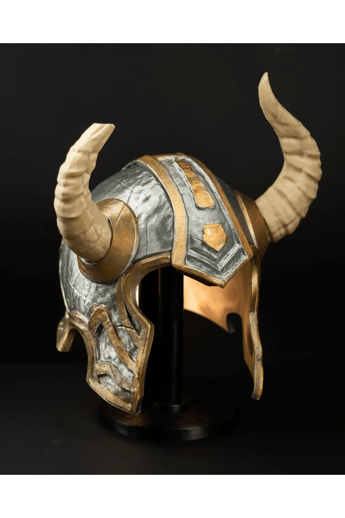 İskandinav Viking Kaskı Boynuzlu Cosplay Boynuzlu Viking Kaskı Giyilebilir 35CM İskandinav Viking Kaskı Boynuzlu Cosplay Boynuzlu Viking Kaskı Giyilebilir 35CM
