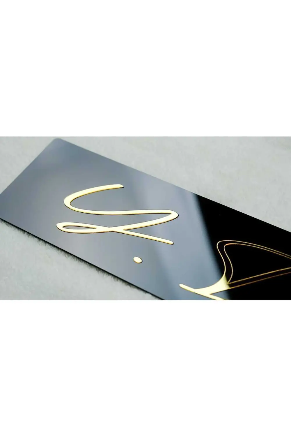 Isme Özel Dekor Pleksi Plaka Piano Black-gold-silver Imza Model