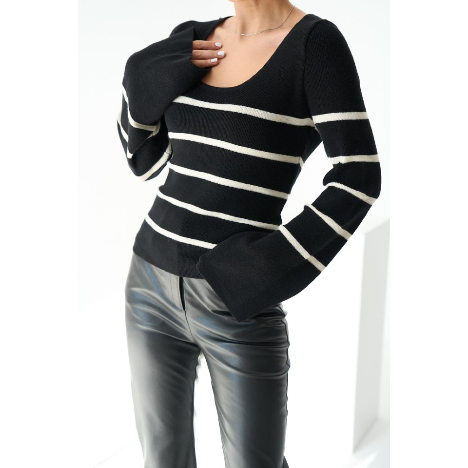 İspanyol Kol Çizgili Kazak - Siyah-Açık Krem