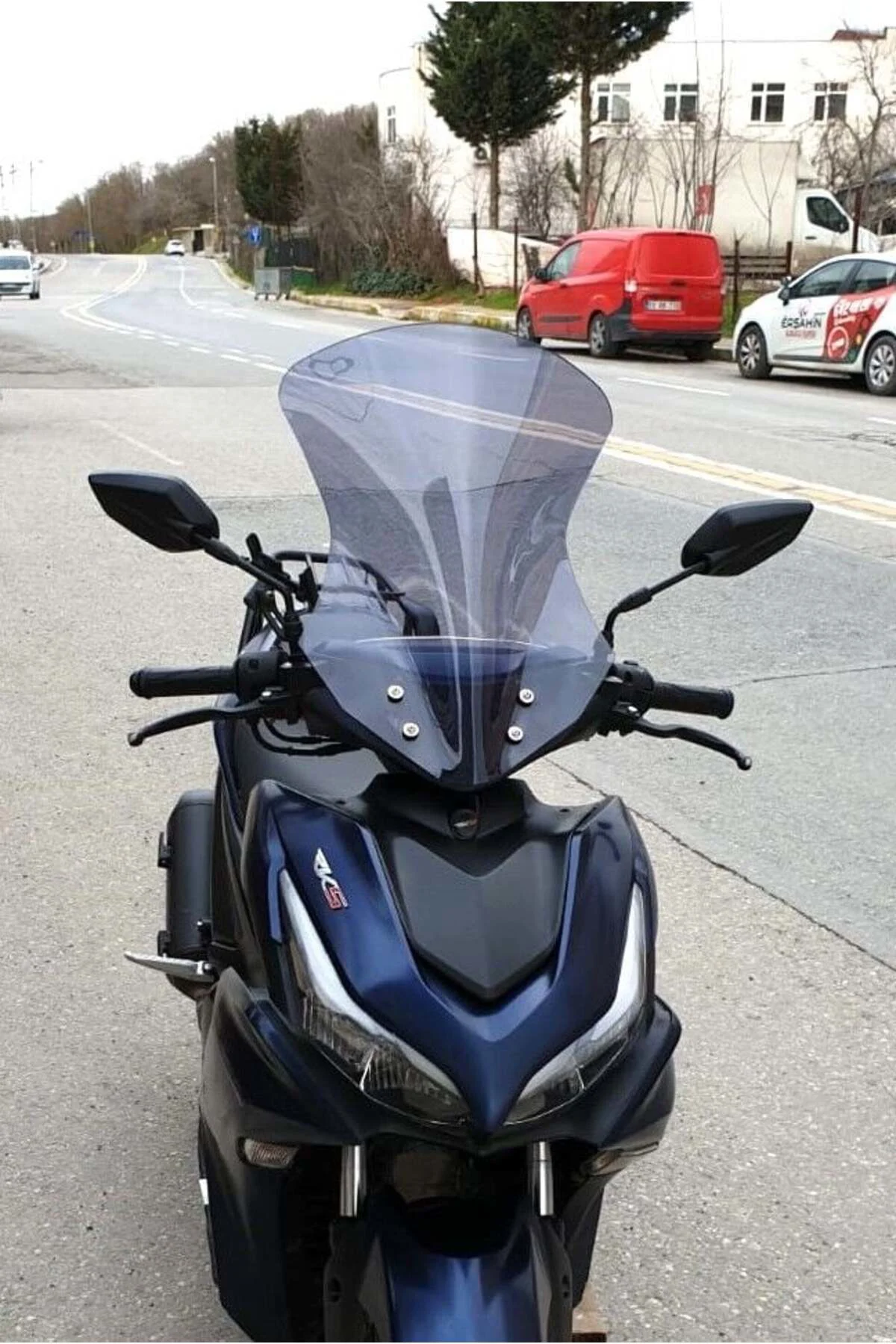 IST 34 Ön Cam 2025-2026 Model 54cm Füme Renkli 4mm